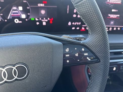 New 2025 Audi SQ5 Premium Plus image 19