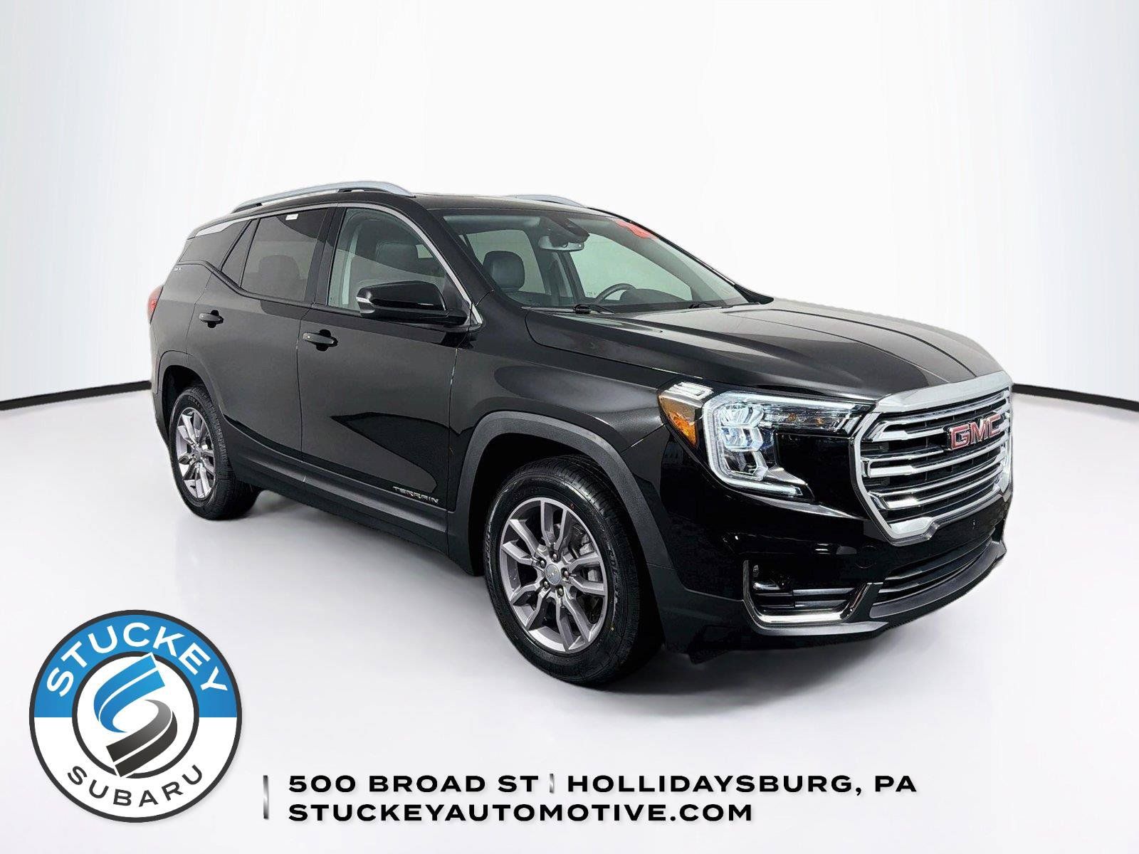 Used 2024 GMC Terrain SLT w/ Infotainment Package II AWD/4WD image 1