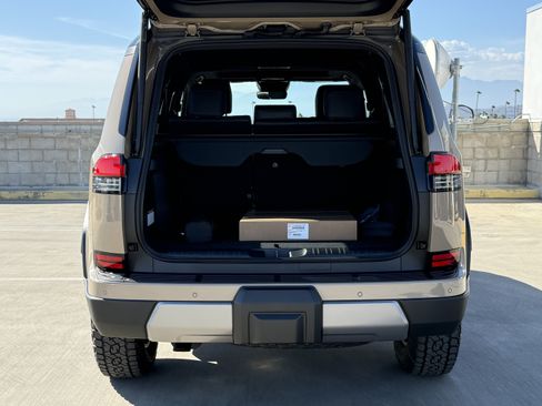 New 2026 Lexus GX 550 AWD/4WD image 14