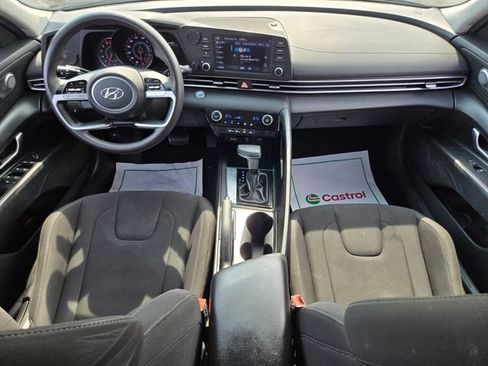 Used 2021 Hyundai Elantra SEL FWD image 15