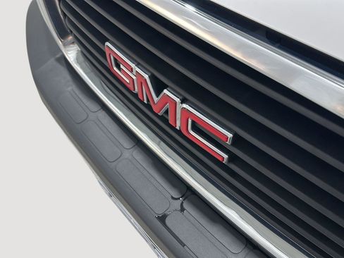 Used 2023 GMC Savana 2500 w/ Driver Convenience Package image 26