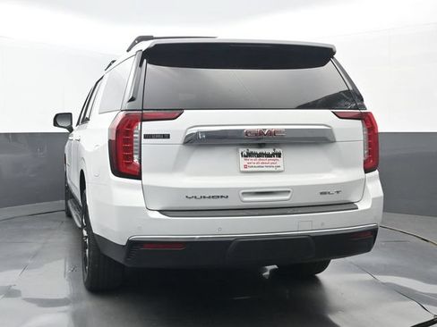 Used 2022 GMC Yukon XL SLT w/ SLT Premium Package RWD image 4
