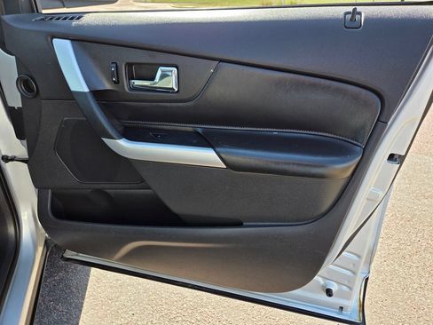 Used 2011 Ford Edge SEL w/ Trailer Tow Package FWD image 34