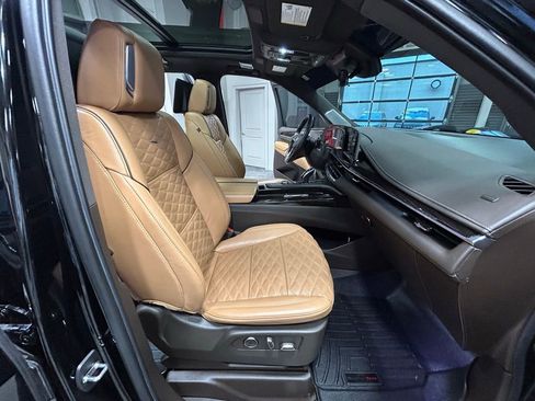 Used 2021 Cadillac Escalade Sport w/ Driver Assist Tech Package image 43