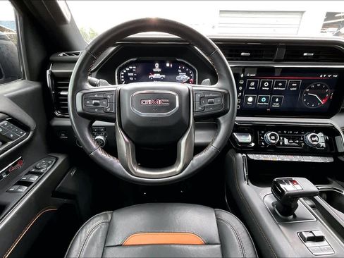 Used 2023 GMC Sierra 1500 AT4 w/ AT4 Premium Package image 6