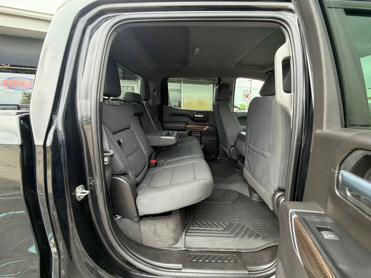 Used 2020 Chevrolet Silverado 1500 RST AWD/4WD image 22