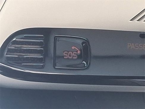 Used 2022 Volvo XC90 T6 Inscription w/ Advanced Package image 25