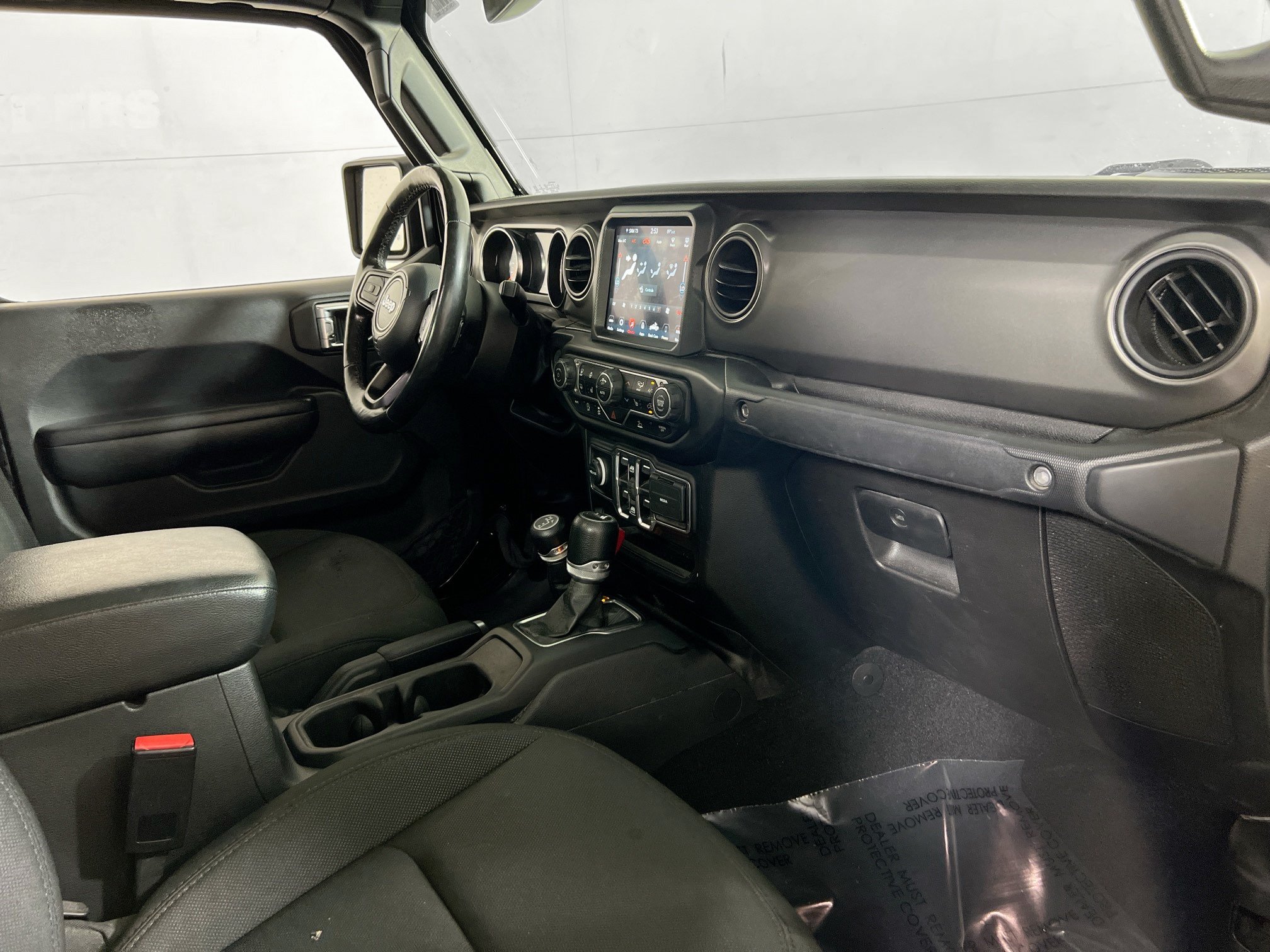 Used 2023 Jeep Gladiator Sport AWD/4WD image 28