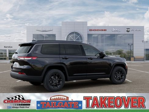 New 2026 Jeep Grand Cherokee L 4WD image 4