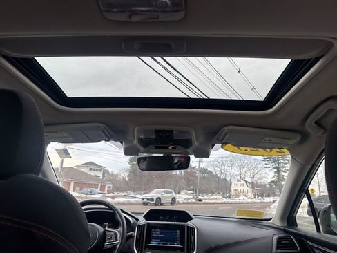 Used 2023 Subaru Crosstrek 2.0i Premium image 14