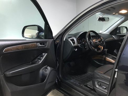Used 2013 Audi Q5 2.0T Premium w/ Convenience Pkg AWD/4WD image 9