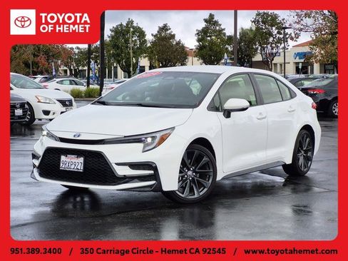 Used 2024 Toyota Corolla SE image 1