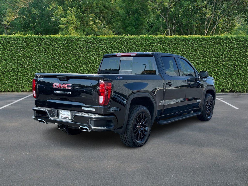 Used 2025 GMC Sierra 1500 Elevation w/ Elevation Premium Package AWD/4WD image 3