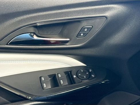 New 2026 Chevrolet Trax LT w/ Midnight Edition image 18