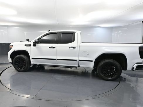 Used 2021 GMC Sierra 1500 Elevation w/ LPO, Elevation Black Package AWD/4WD image 11