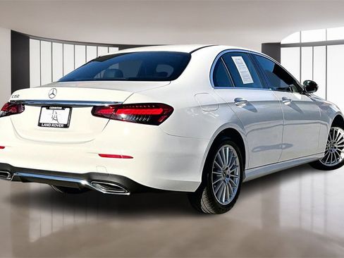 Used 2022 Mercedes-Benz E 350 Sedan image 6
