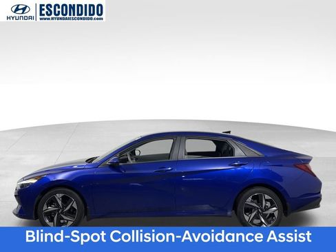 Used 2023 Hyundai Elantra SEL w/ Convenience Package image 2