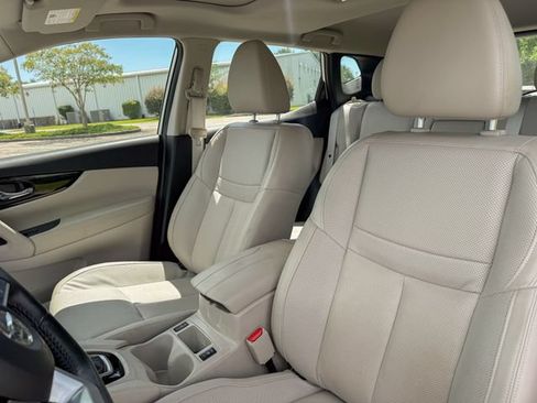 Used 2021 Nissan Rogue Sport SL w/ Premium Package AWD/4WD image 20