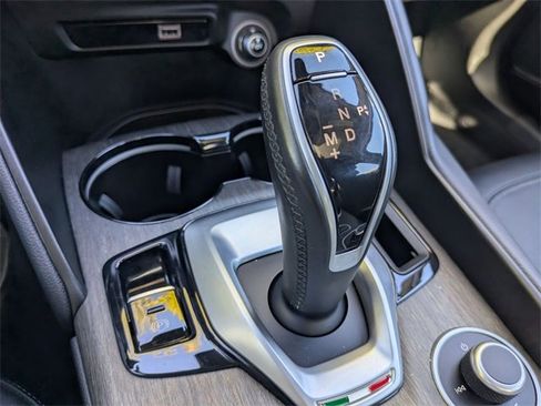 Used 2021 Alfa Romeo Giulia Ti image 16