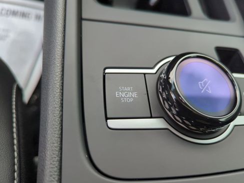 New 2026 Volkswagen Tiguan SE AWD/4WD image 41