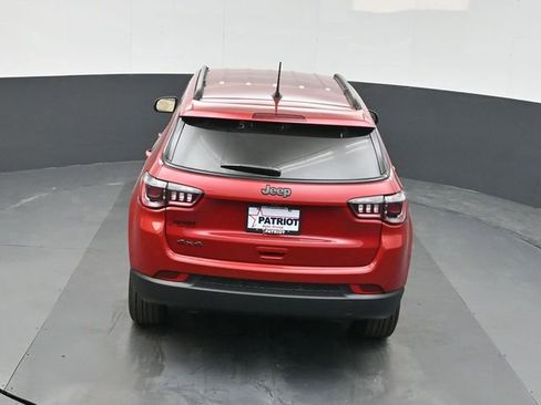 New 2026 Jeep Compass Latitude image 32