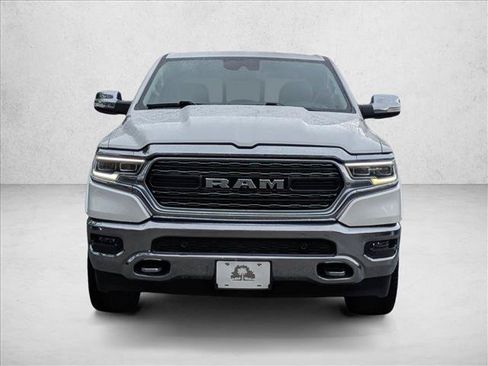 Used 2022 RAM 1500 Limited AWD/4WD image 2