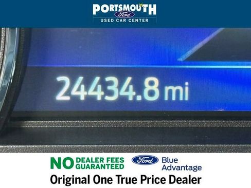 Used 2022 Ford Explorer XLT w/ Equipment Group 202A image 19