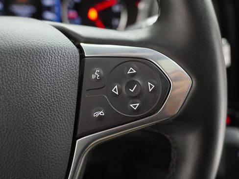 Used 2023 Chevrolet Traverse High Country FWD image 10