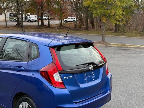 Used 2015 Honda Fit LX image 3