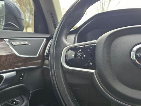 Used 2018 Volvo XC90 T6 Momentum w/ Convenience Package AWD/4WD image 30