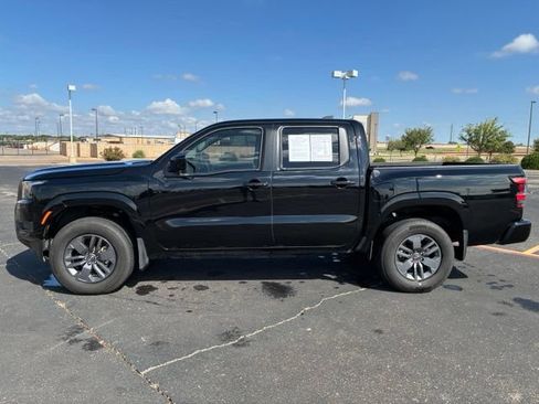 Certified 2025 Nissan Frontier SV AWD/4WD image 3