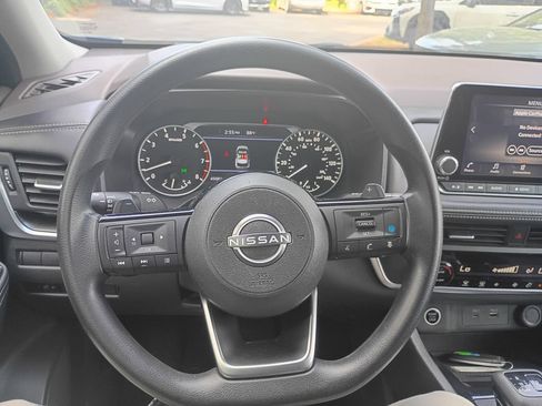 Used 2023 Nissan Rogue SV AWD/4WD image 24