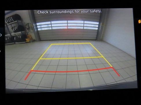 Used 2023 Hyundai Santa Fe SEL image 9