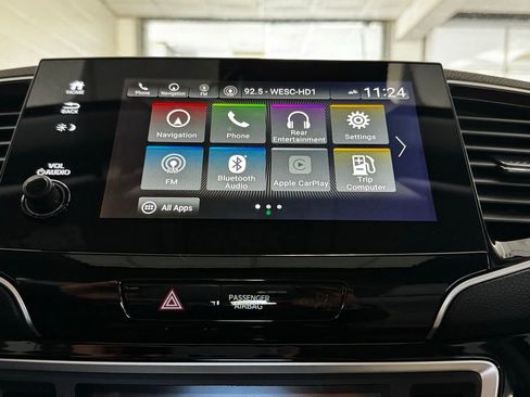 Used 2019 Honda Pilot Touring image 17