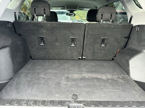 Used 2020 GMC Terrain SLE image 9