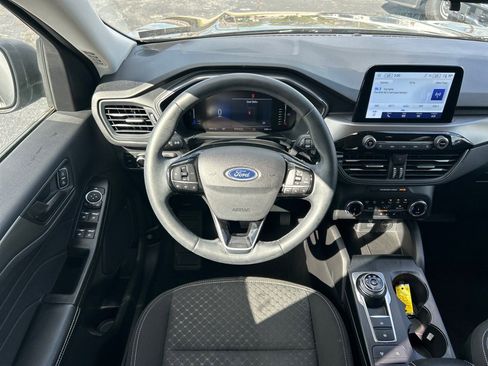 Used 2023 Ford Escape Active image 5