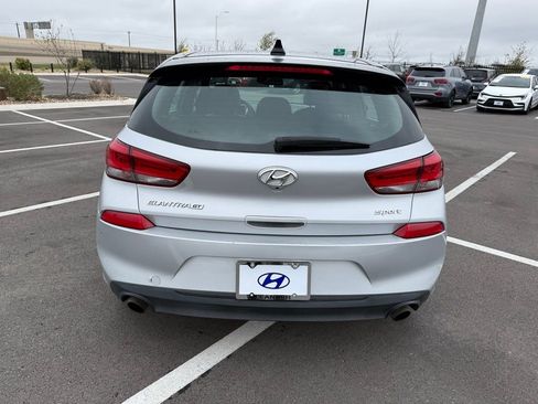 Used 2018 Hyundai Elantra GT Sport w/ Sport Tech Package 04 image 6