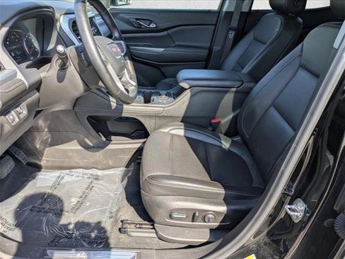 Used 2023 GMC Acadia SLT image 9