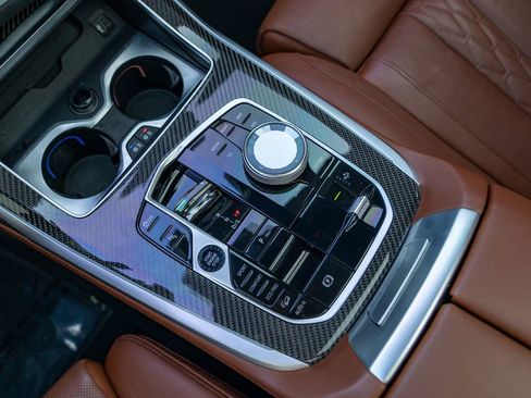 Used 2023 BMW X7 M60i w/ Executive Package image 29