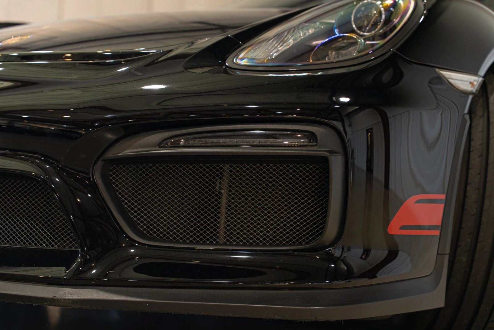 Used 2016 Porsche Cayman GT4 RWD image 13