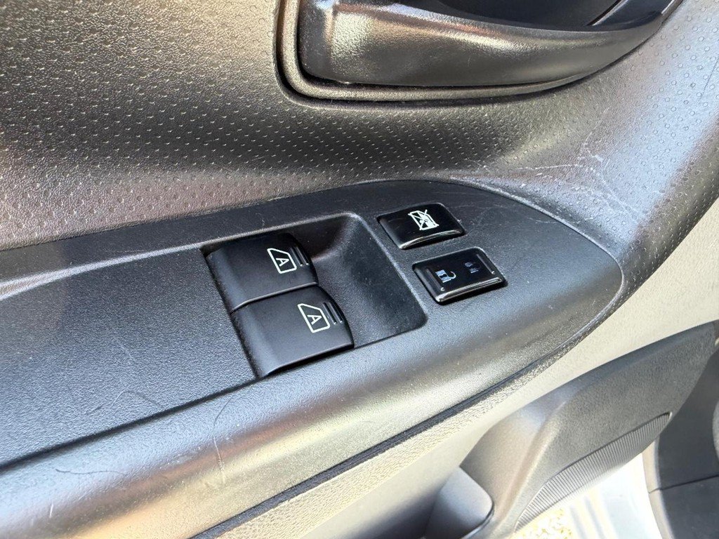 Used 2019 Nissan NV200 S FWD image 37