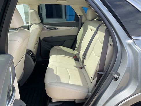 Used 2023 Cadillac XT5 Premium Luxury AWD/4WD image 15