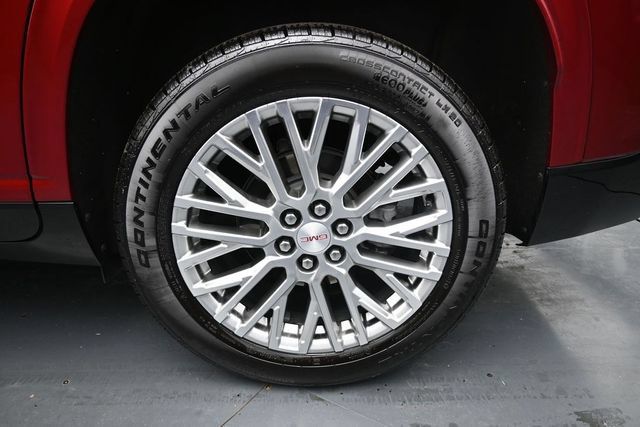 Used 2024 GMC Acadia Denali AWD/4WD image 10