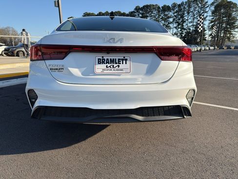 Certified 2024 Kia Forte LXS image 6