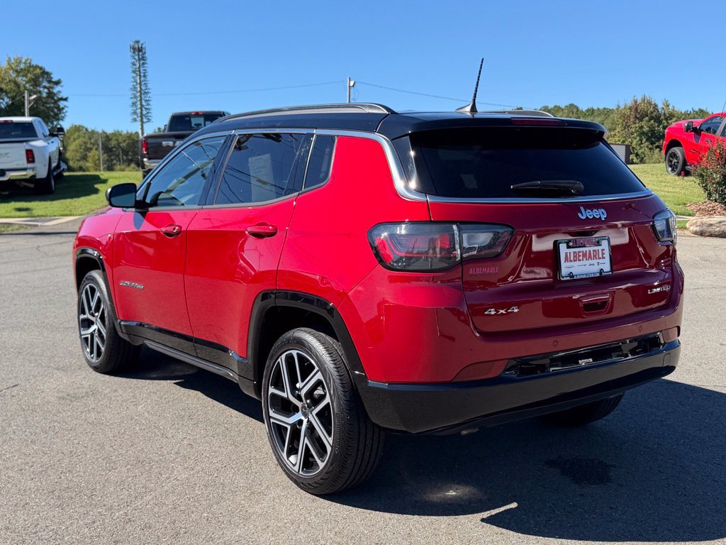 Used 2025 Jeep Compass Limited w/ Elite Group AWD/4WD image 7