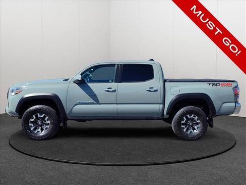 Used 2023 Toyota Tacoma TRD Off-Road AWD/4WD image 2