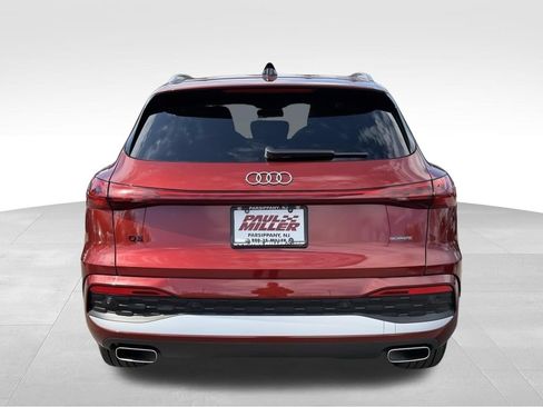 Used 2025 Audi Q5 Premium w/ Premium Plus AWD/4WD image 7