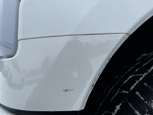 Used 2023 Ford F150 Lightning Platinum image 44