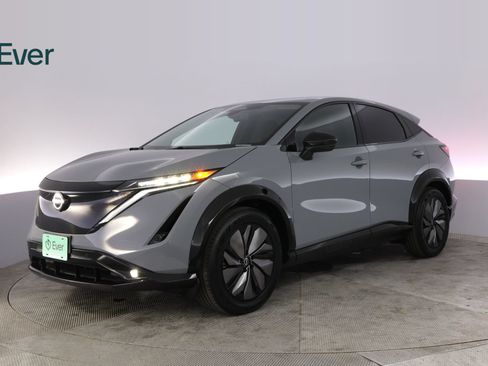 Used 2024 Nissan Ariya AWD image 2