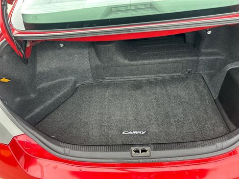 Used 2011 Toyota Camry Hybrid image 13